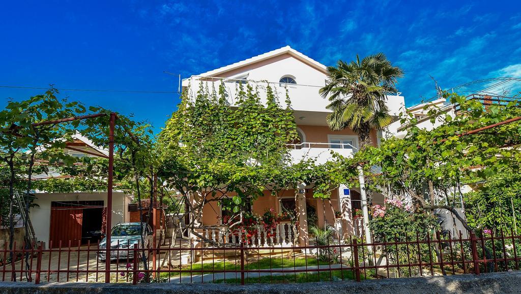 Apartments Mate 图兰杰 外观 照片